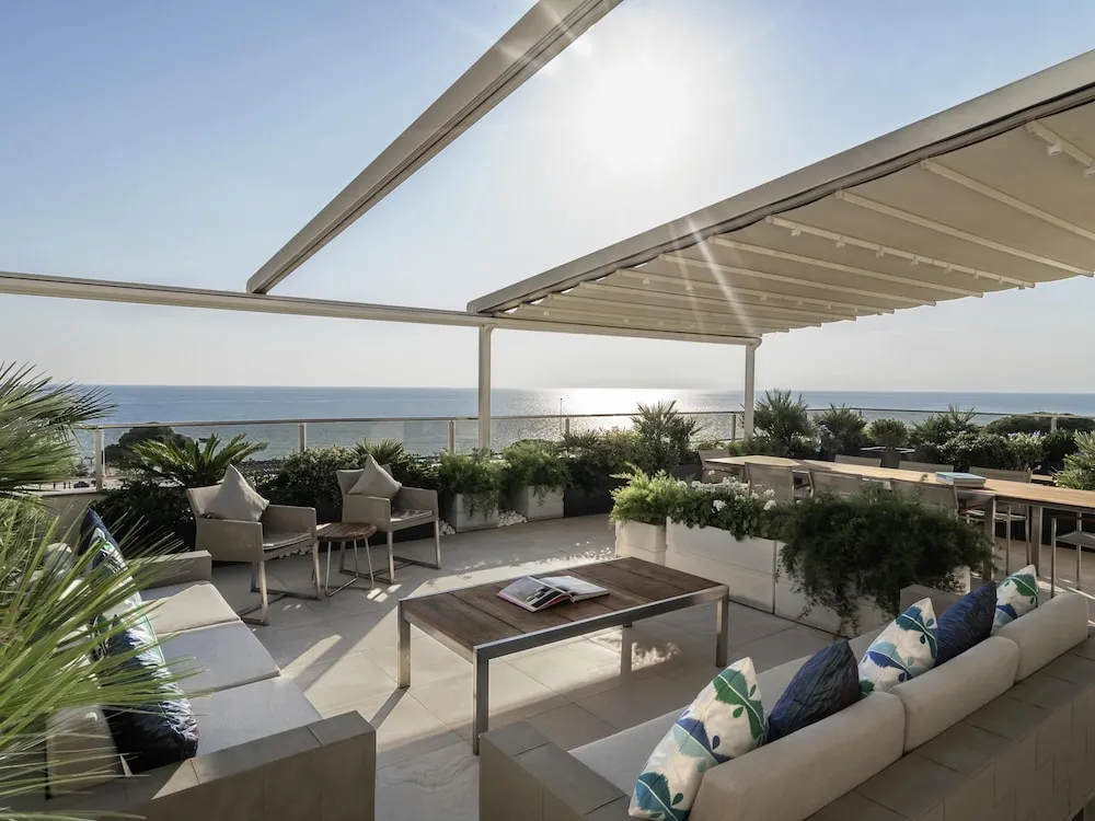 Süit, 1 En Büyük (King) Boy Yatak