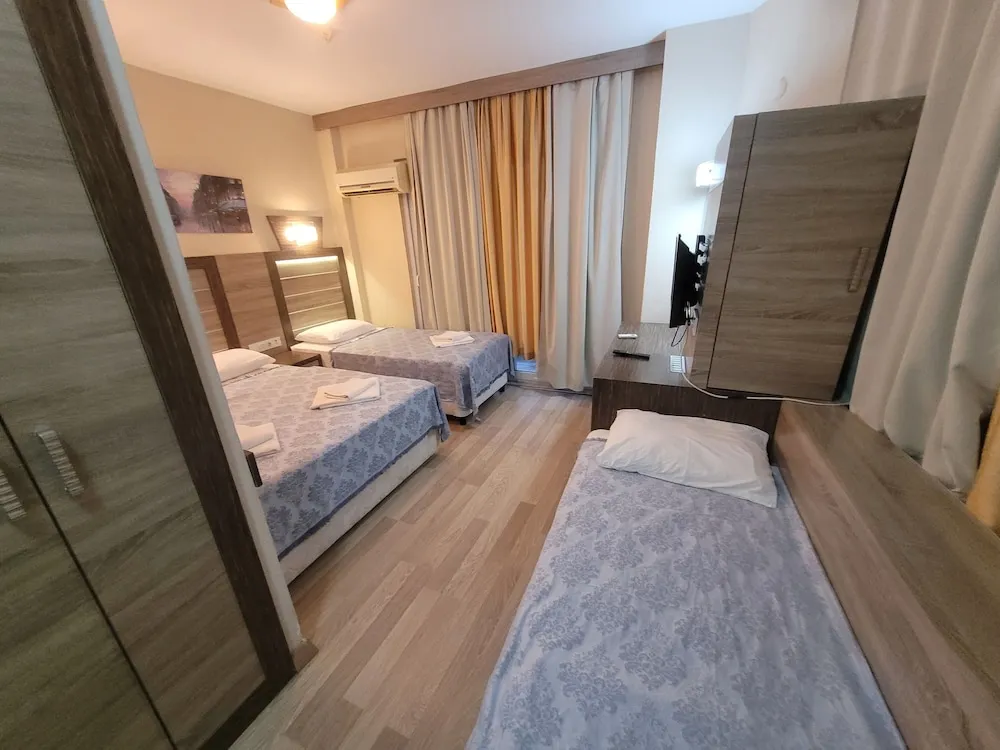 Standart Aile Odasi 2 Yetiskin 2 Cocuk