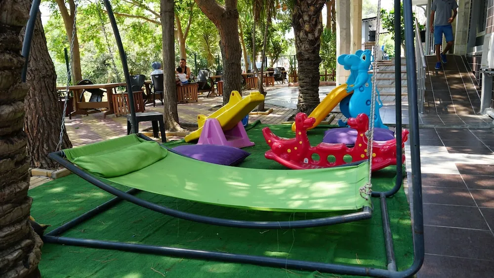 Economy Üç Kişilik Oda