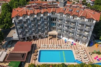 Selen Hotel Icmeler