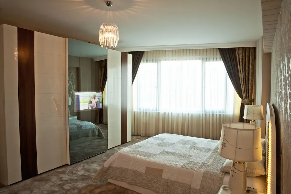 Royal Süit, 2 Yatak Odası, 2 Banyolu, Şehir Manzaralı