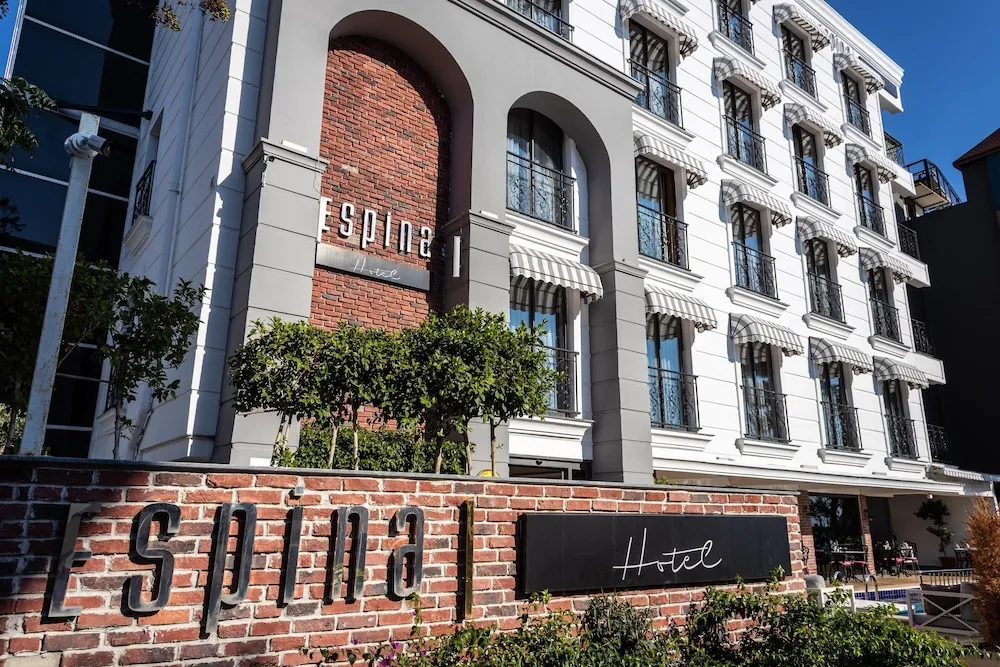 Espina Hotel
