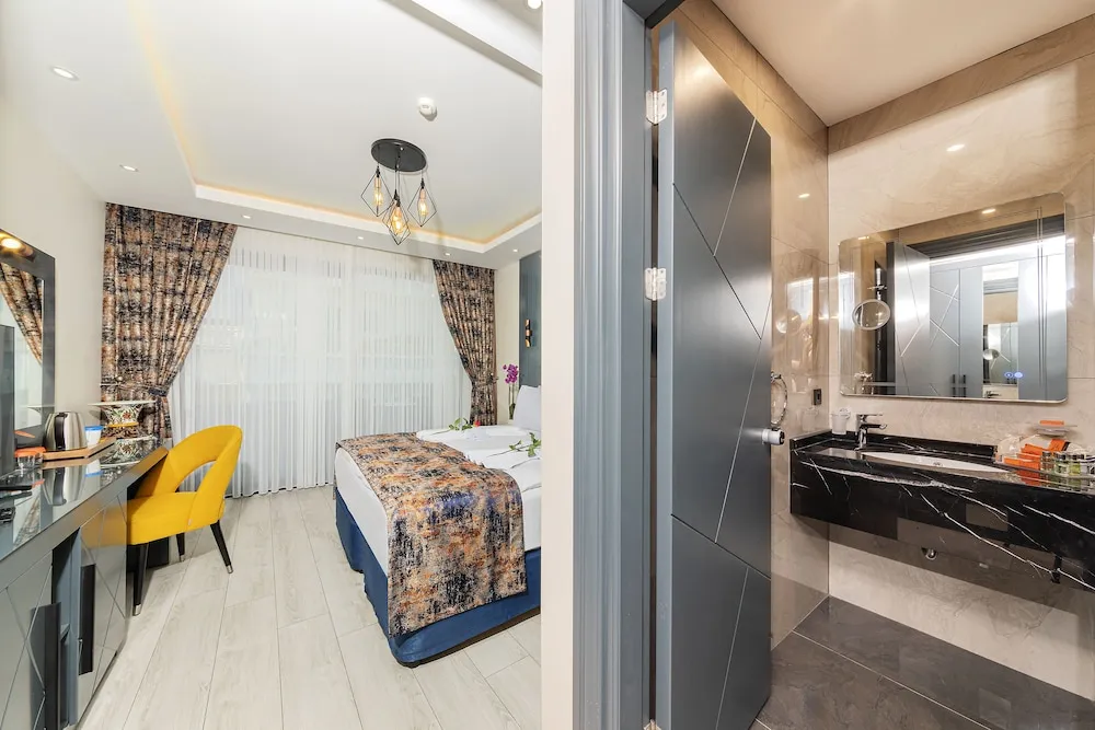 Superior Room with Terrace Sea View