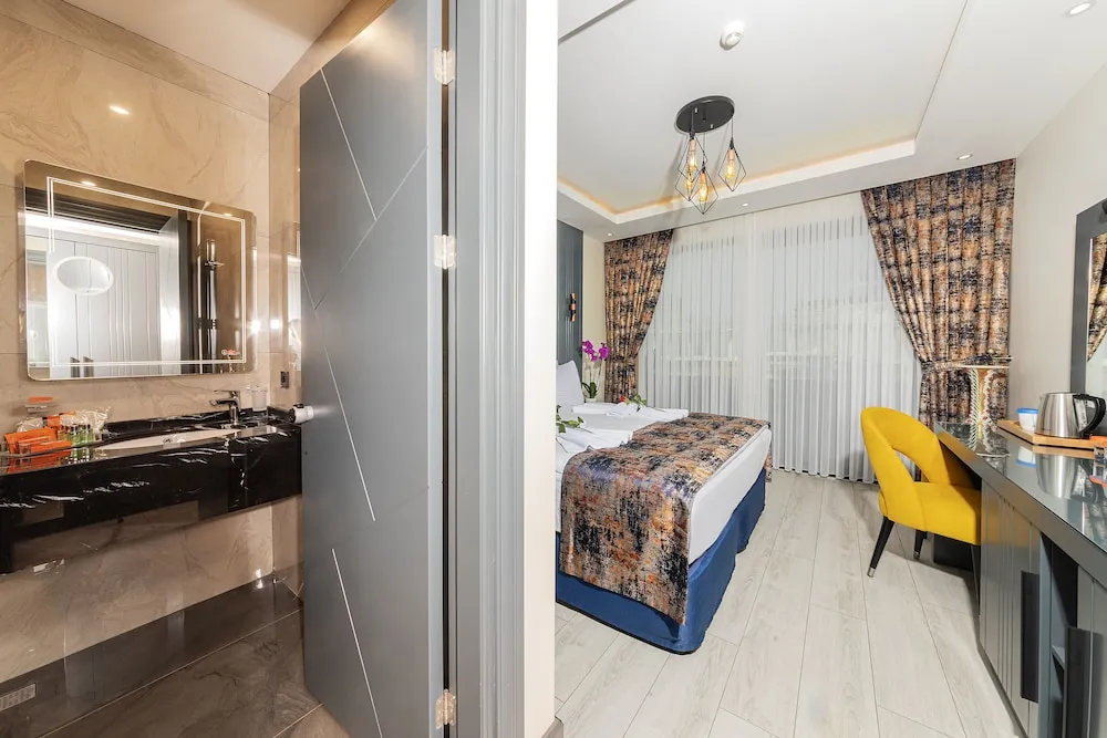 Superior Room with Terrace Sea View