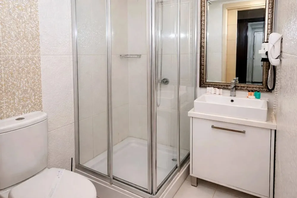 Standard Üç Kişilik Oda, Balkon