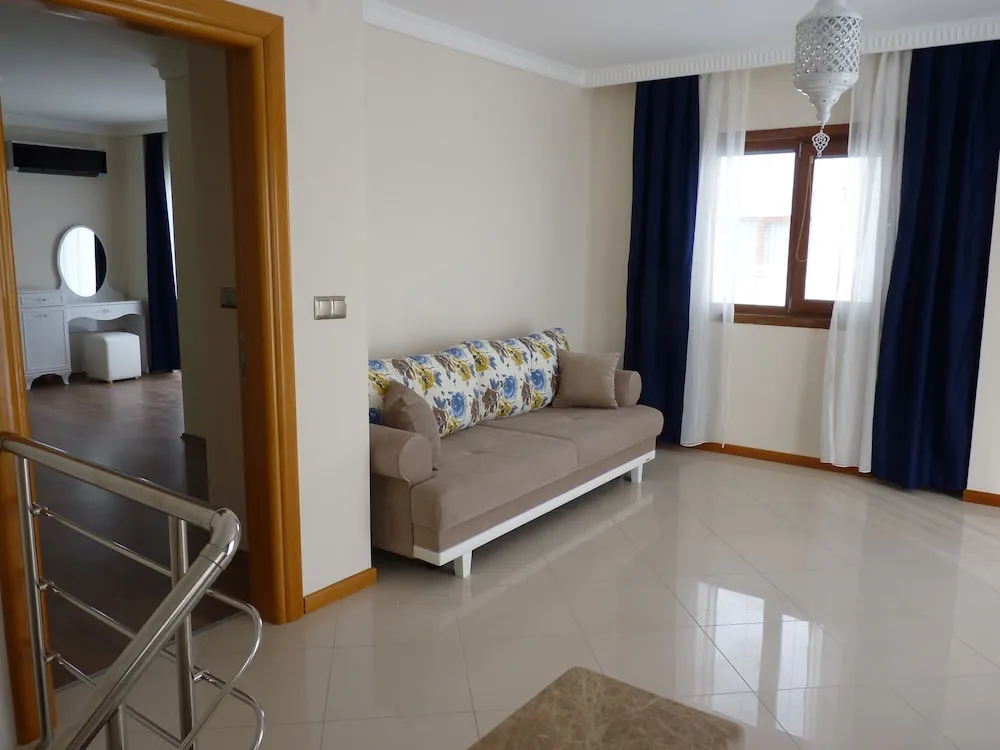 Luxury Çatı Katı Süiti (Penthouse), 2 Yatak Odası, Sigara İçilmez, Deniz Manzaralı (B8)