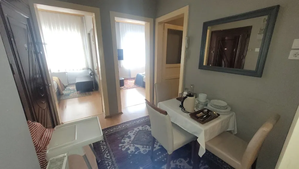 Three Bedroom Apartment - Annex Building