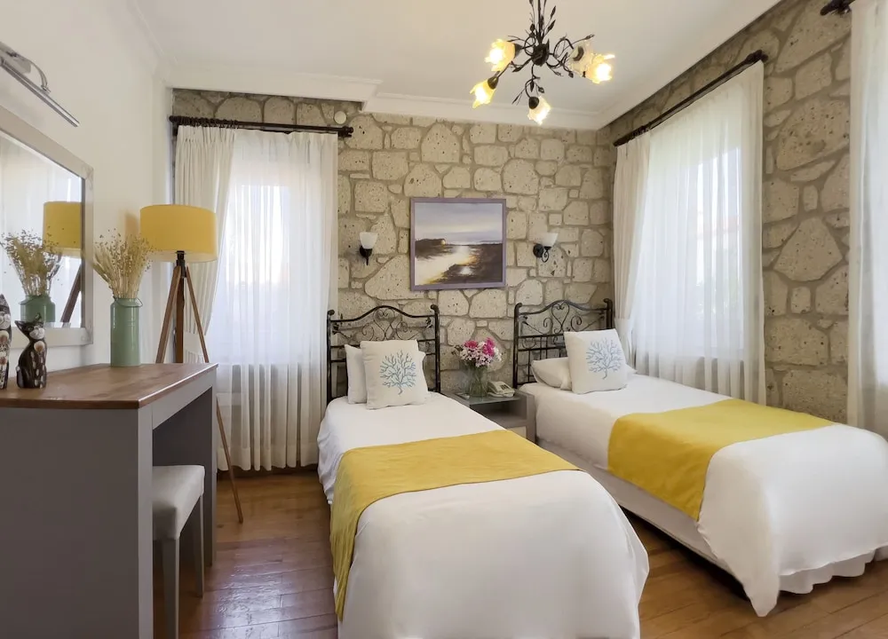 Deluxe Cift Kisilik veya iki Yatakli Oda