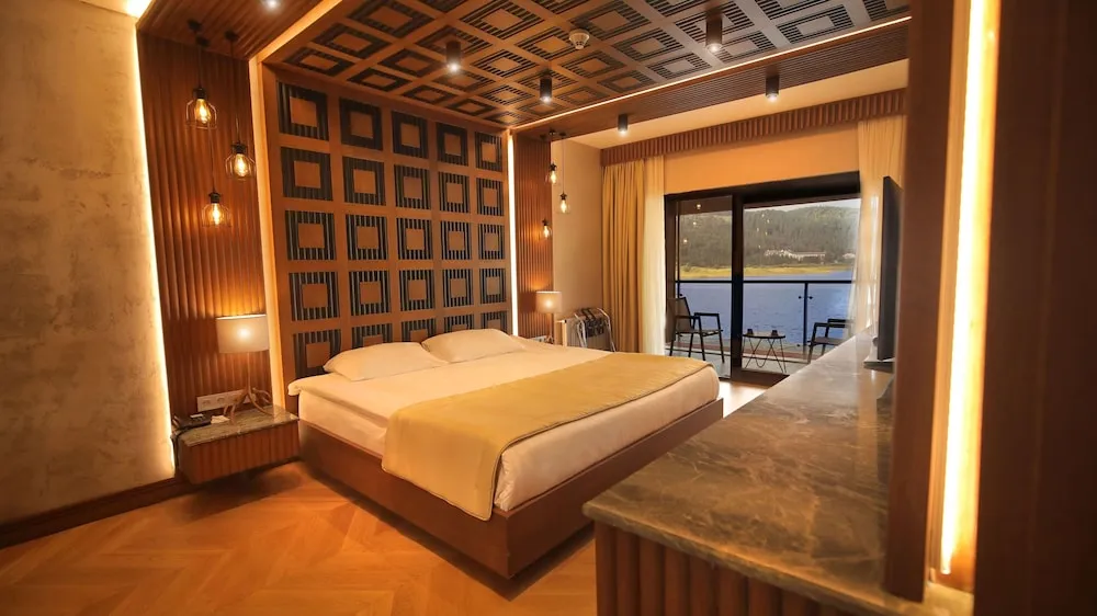 Suite Room