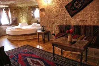 Kemerhan Cave Suite