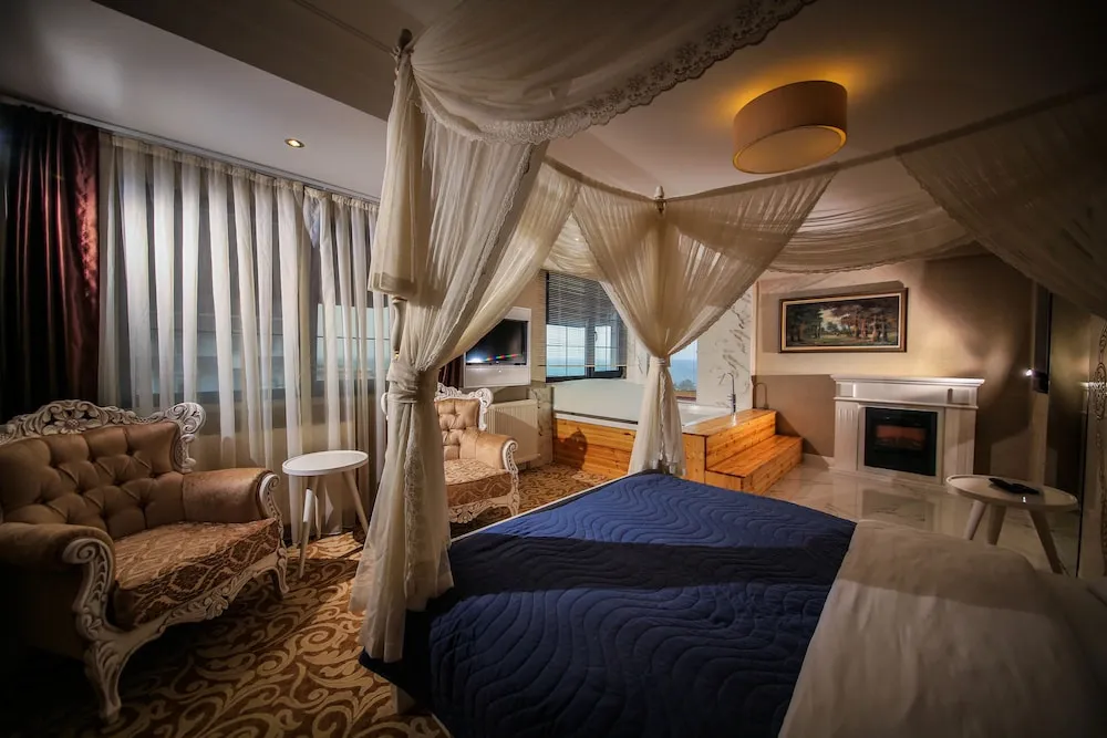 King Suite