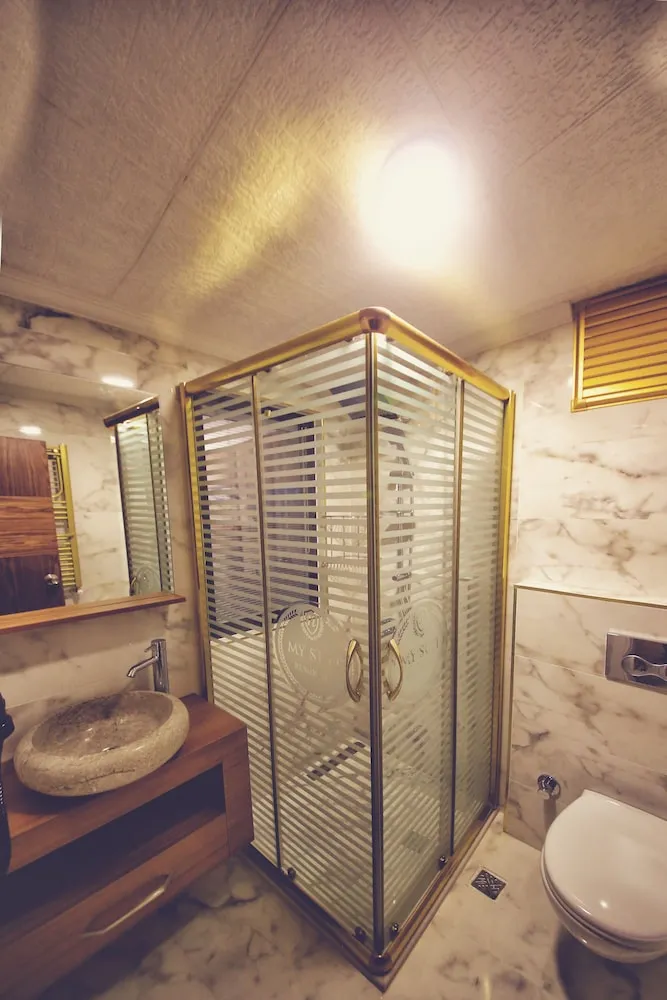 Sky Suite - Spa Bathtub