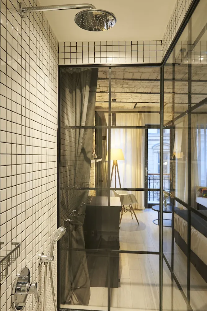 Deluxe Çatı Katı Süiti (Penthouse), 2 Yatak Odası, Balkon, Şehir Manzaralı