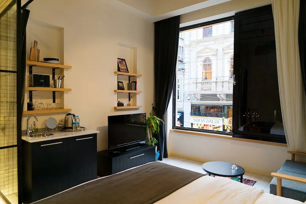 Superior Stüdyo, Şehir Manzaralı