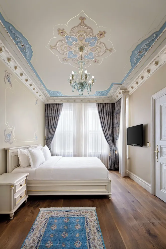 Luxury Villa