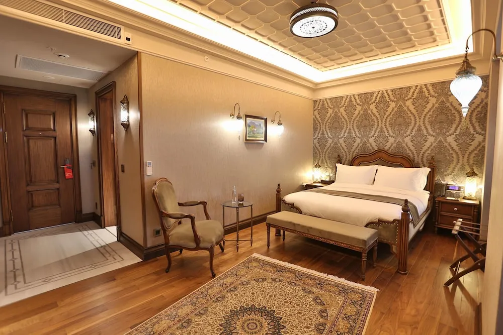 Deluxe French Sea View