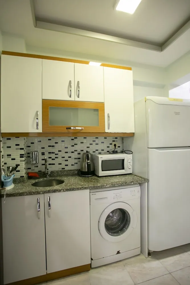 Apart Daire, 2 Yatak Odasi , Giris Kat (5 People)
