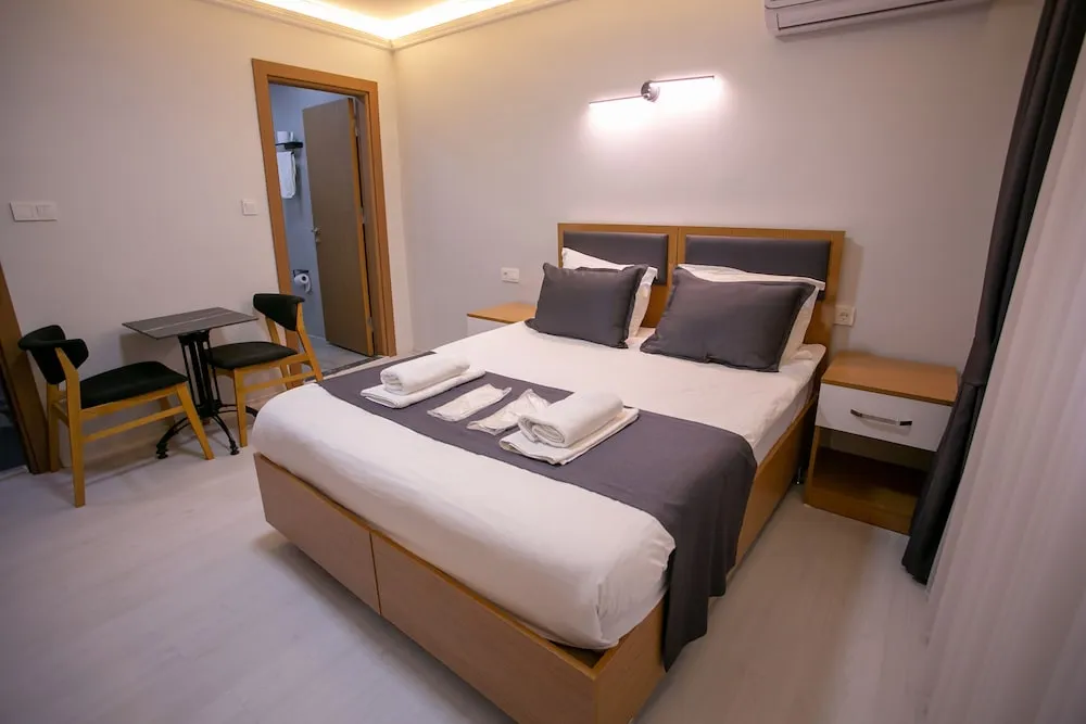 Deluxe Tek Büyük veya İki Ayrı Yataklı Oda