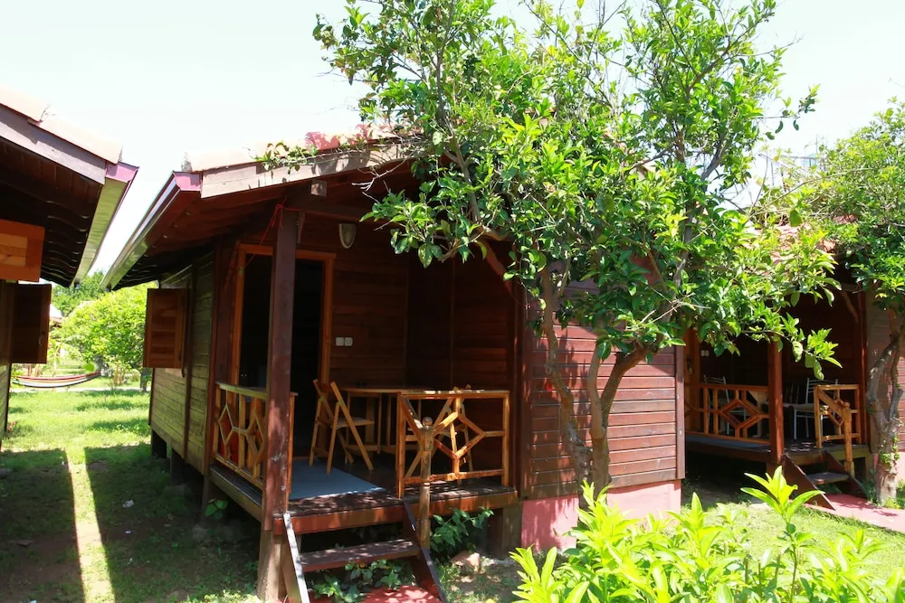 Bungalov (Triple)