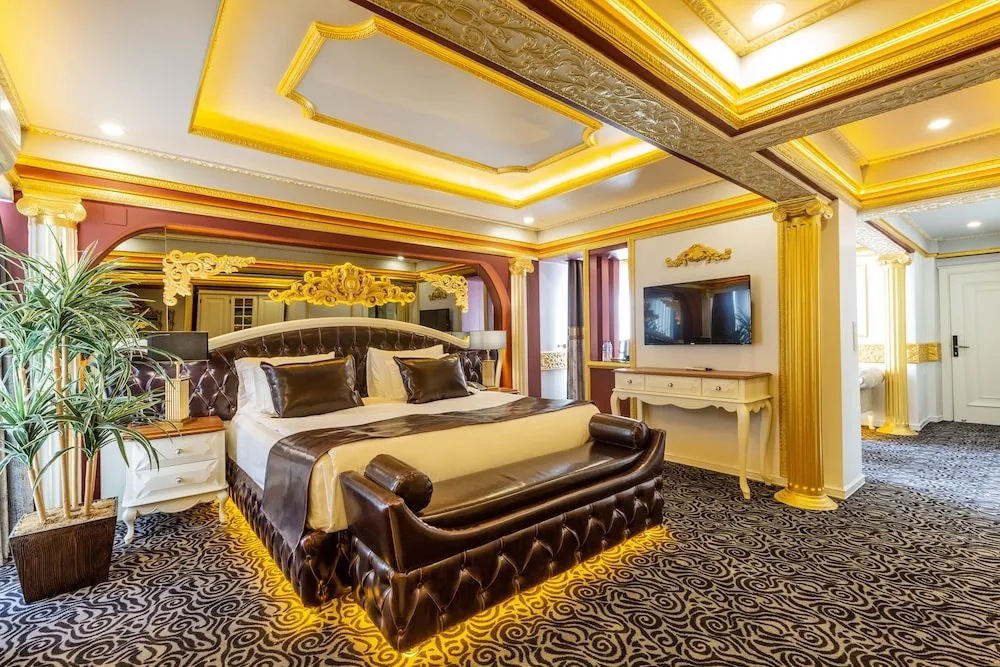 King Suite with Jacuzzi