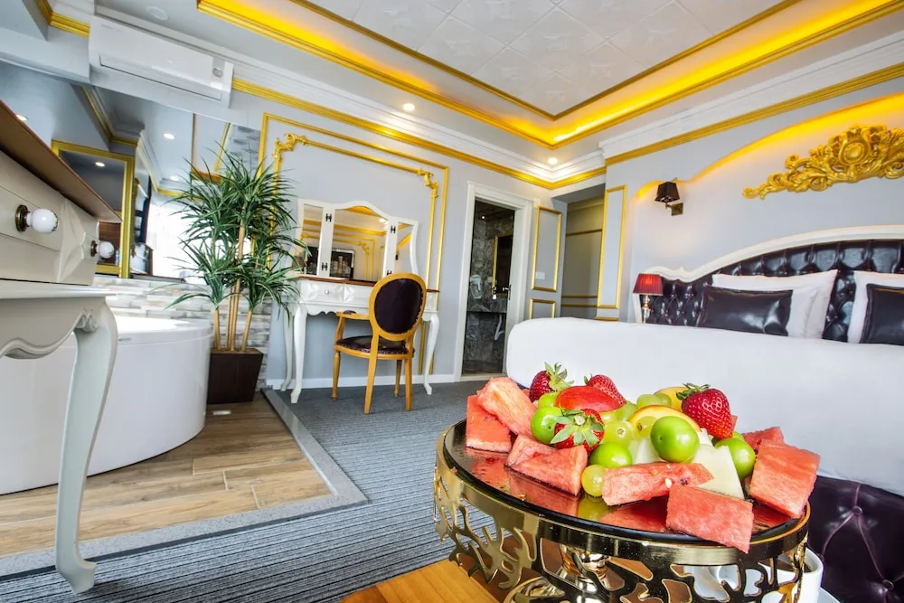 Queen Suite sea view with Jacuzzi