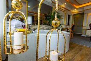 Andalouse Otel