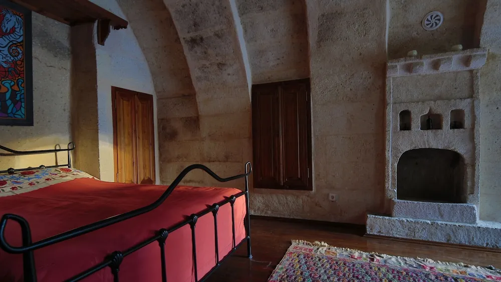 Superior Double Stone Room