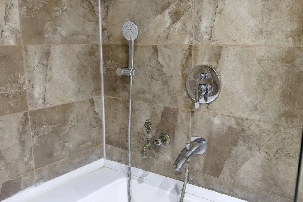 Stüdyo (Triple)