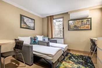 Gallery Residence & Hotel