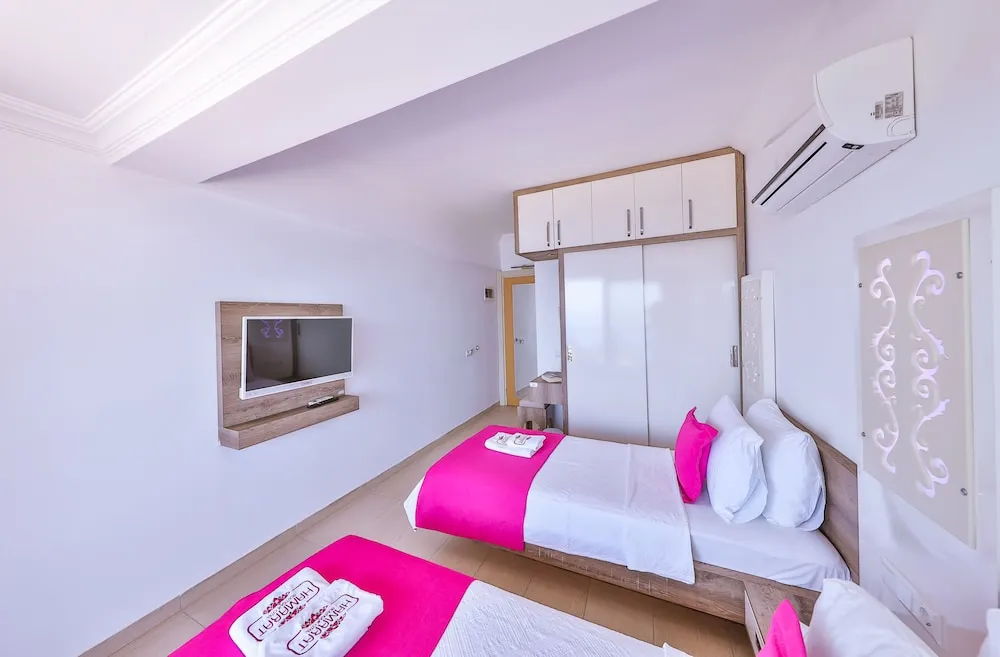 İki Ayrı Yataklı Oda, Balkon, Deniz Manzaralı