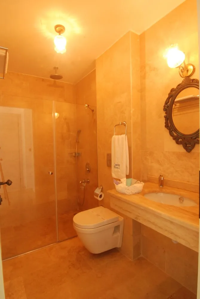 Deluxe Tek Büyük Yataklı Oda (Nature View)