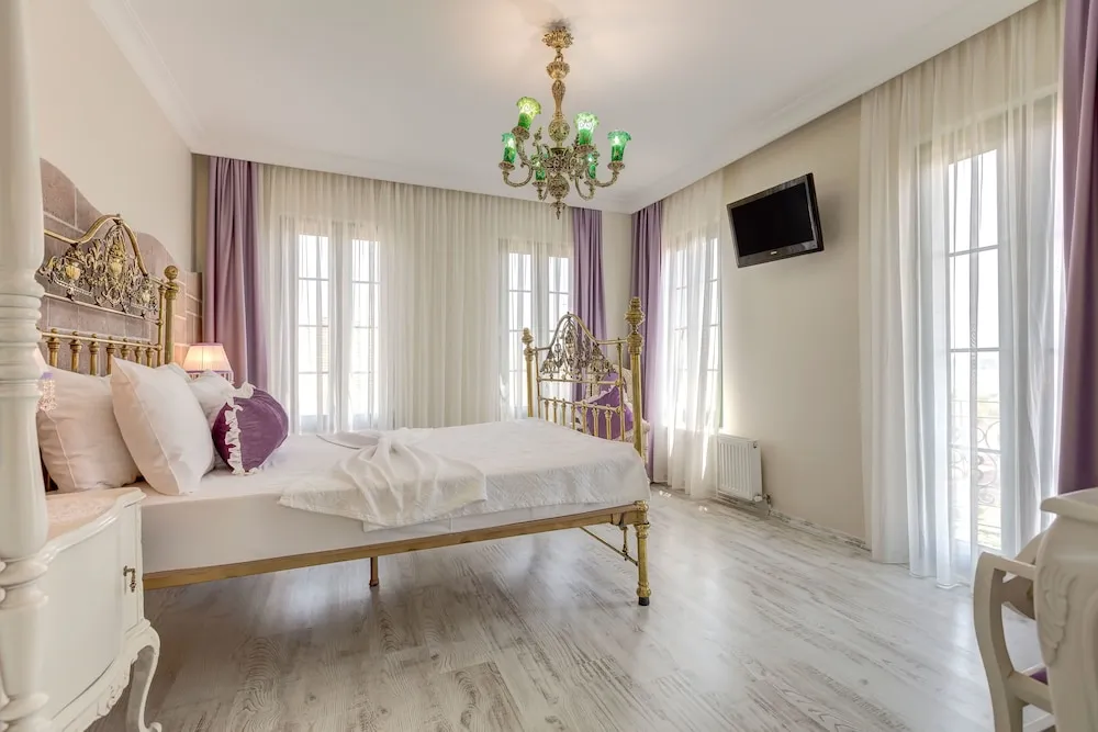 2. Kat Giris On Cephe Deniz Manzarali
