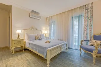 Cunda Esen Otel
