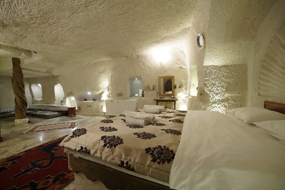 Cave Double Room
