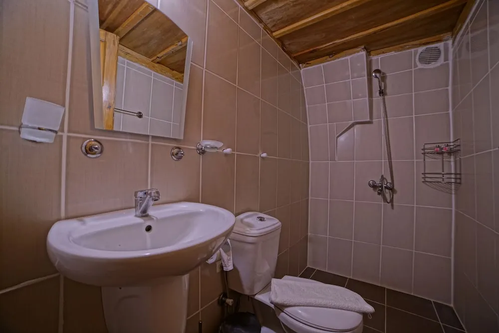Double Arch Room