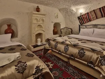 Melek Cave Hotel