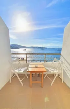 Midilli Konak Foça