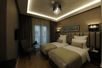 Le Petit Palace Hotel
