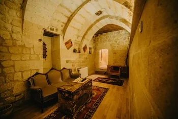 Helios Cave Hotel