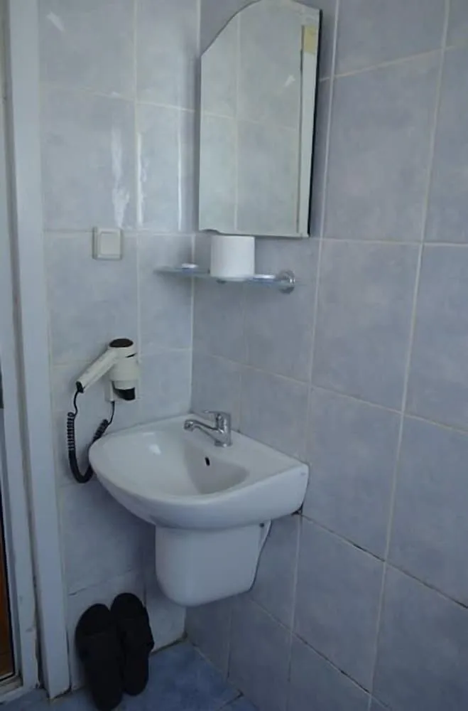 Tek Kişilik Oda, 1 Yatak Odası