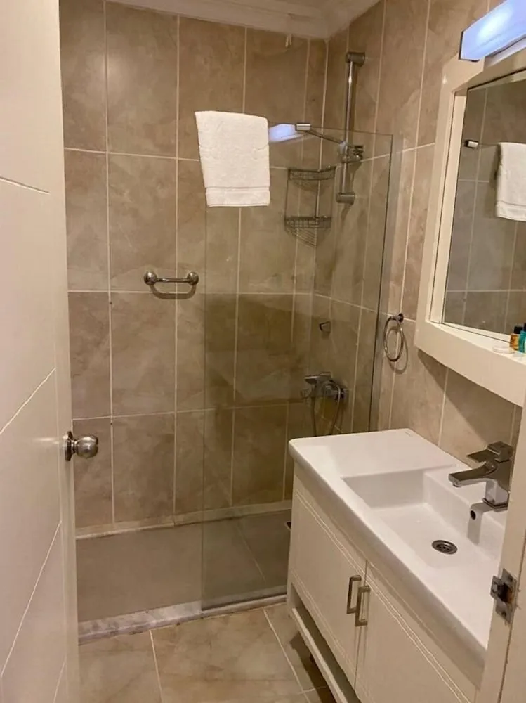 Superior Tek Büyük Yataklı Oda