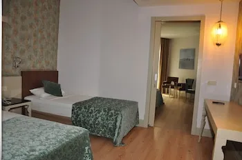 Port Side Resort - Her Şey Dâhil