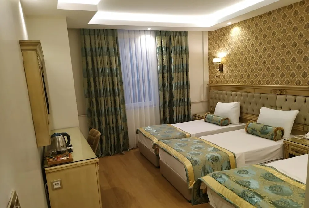Comfort Üç Kişilik Oda, 3 Tek Kişilik Yatak