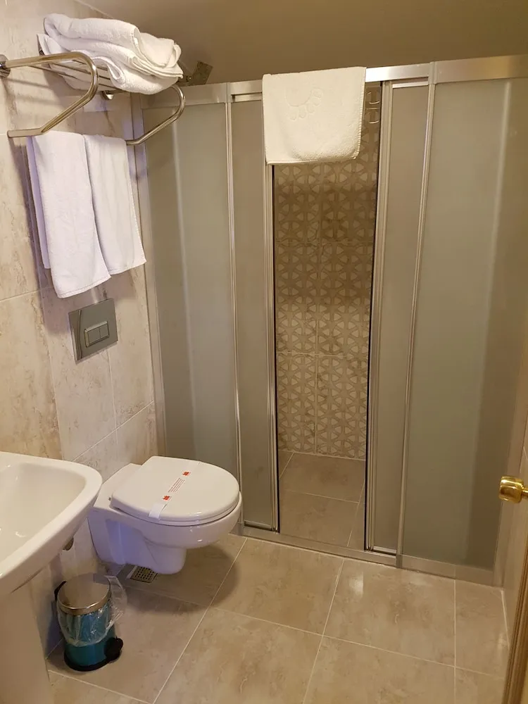 Basic Tek Büyük Yataklı Oda, 1 En Büyük (King) Boy Yatak, Deniz Manzaralı, Denize Sıfır