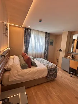 Hotel Sapphire