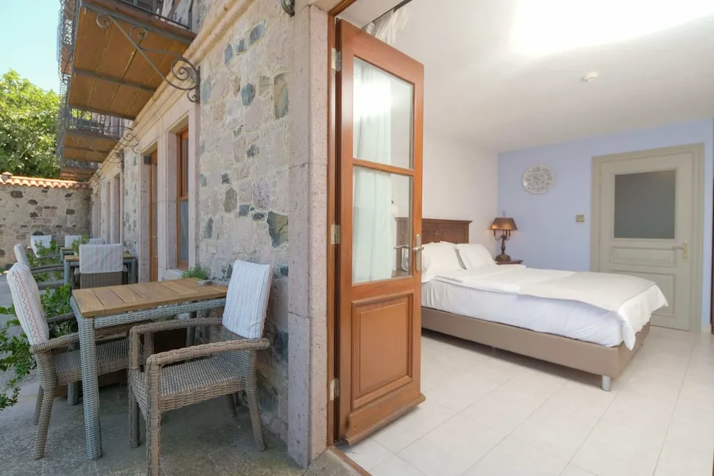 Tek Büyük Yataklı Oda, Balkon, Deniz Manzaralı