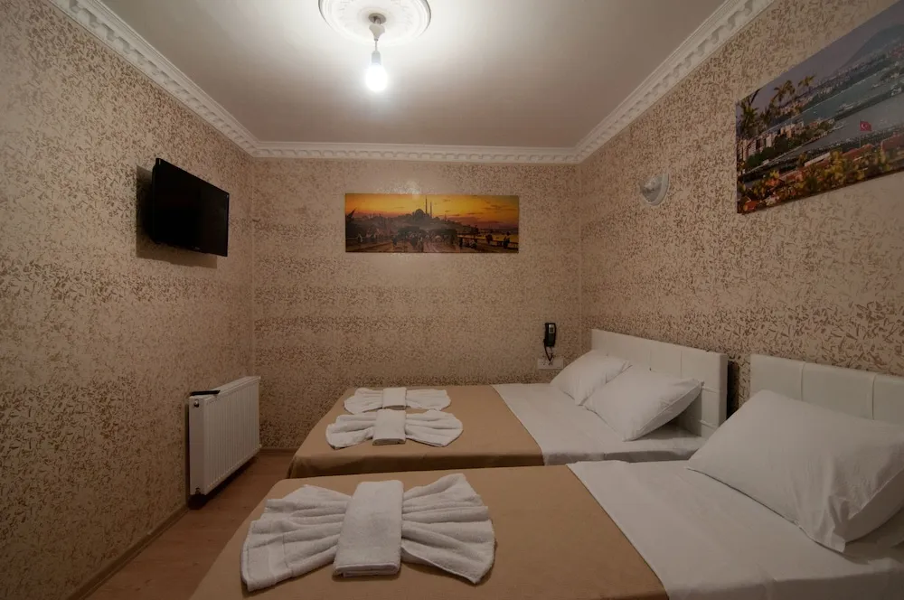 Economy Family Room