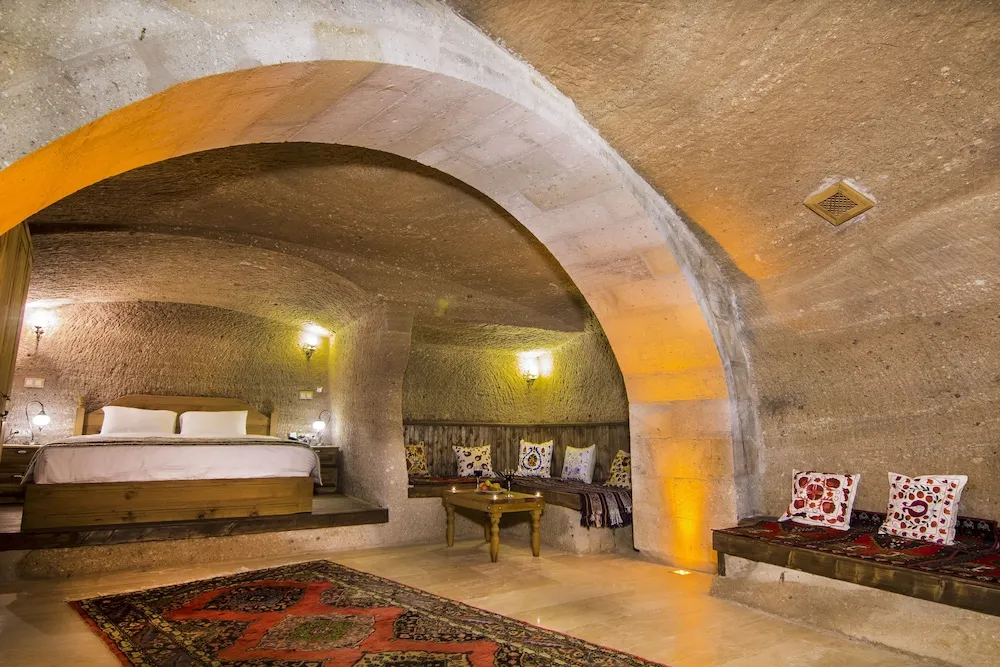 Deluxe Oda (Cave )