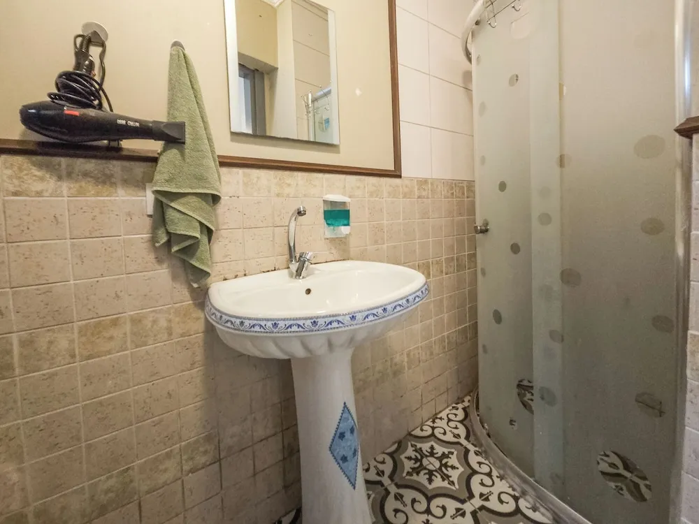 Economy İki Ayrı Yataklı Oda