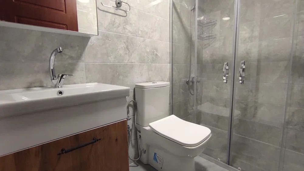 Comfort Tek Büyük Yataklı Oda